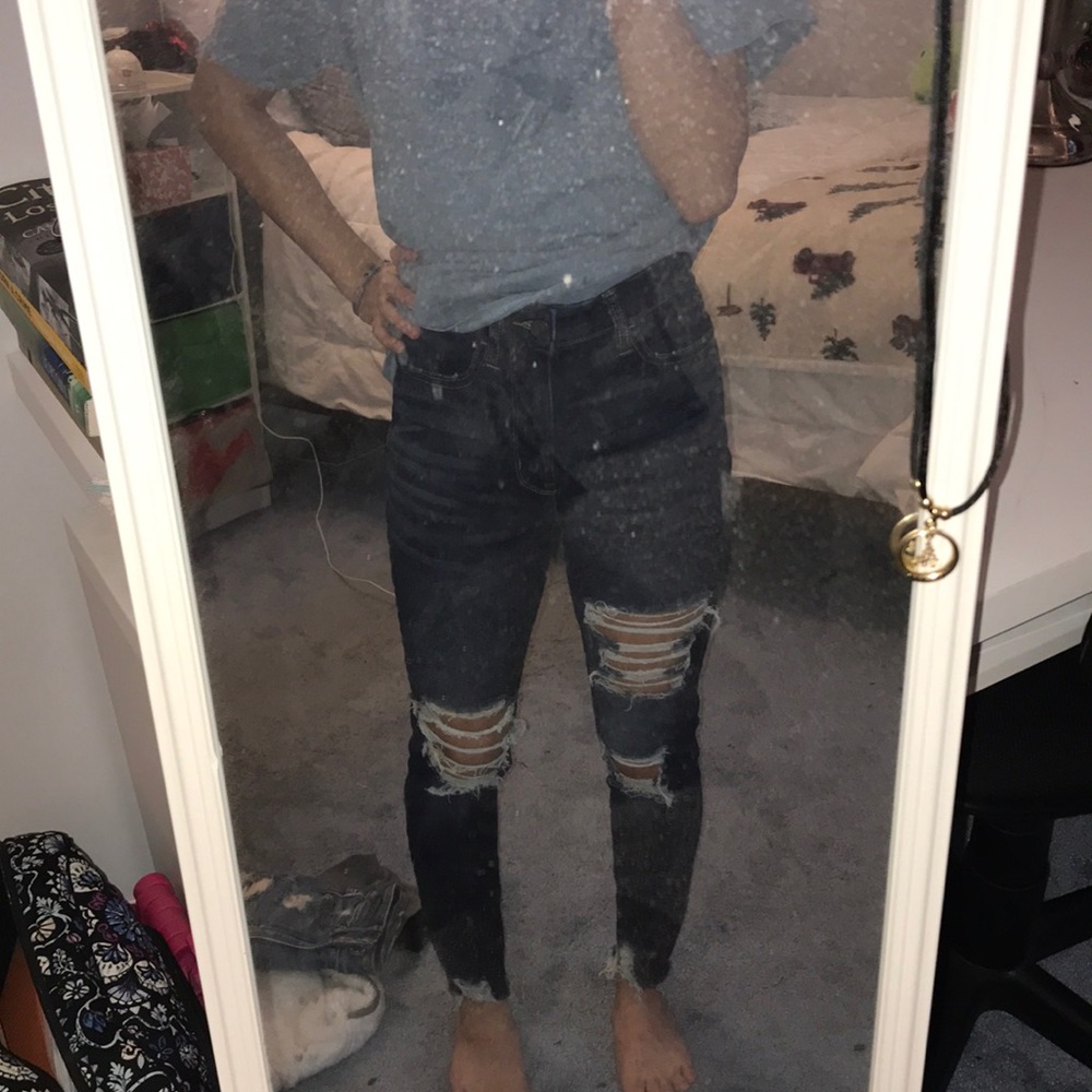 dark wash american eagle jeans